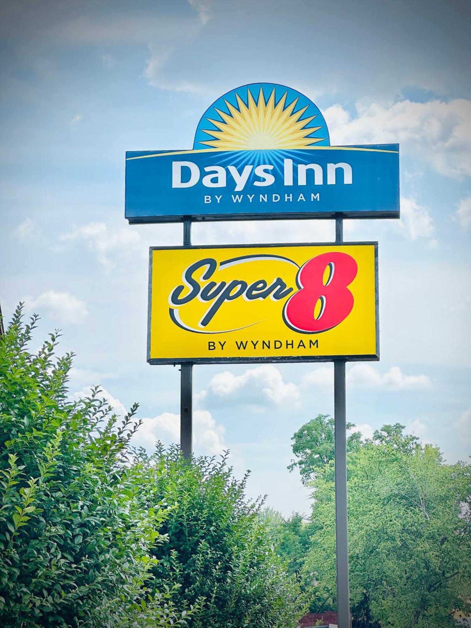 Days Inn By Wyndham Westend Alexandria,Va Washington Dc Area Buitenkant foto