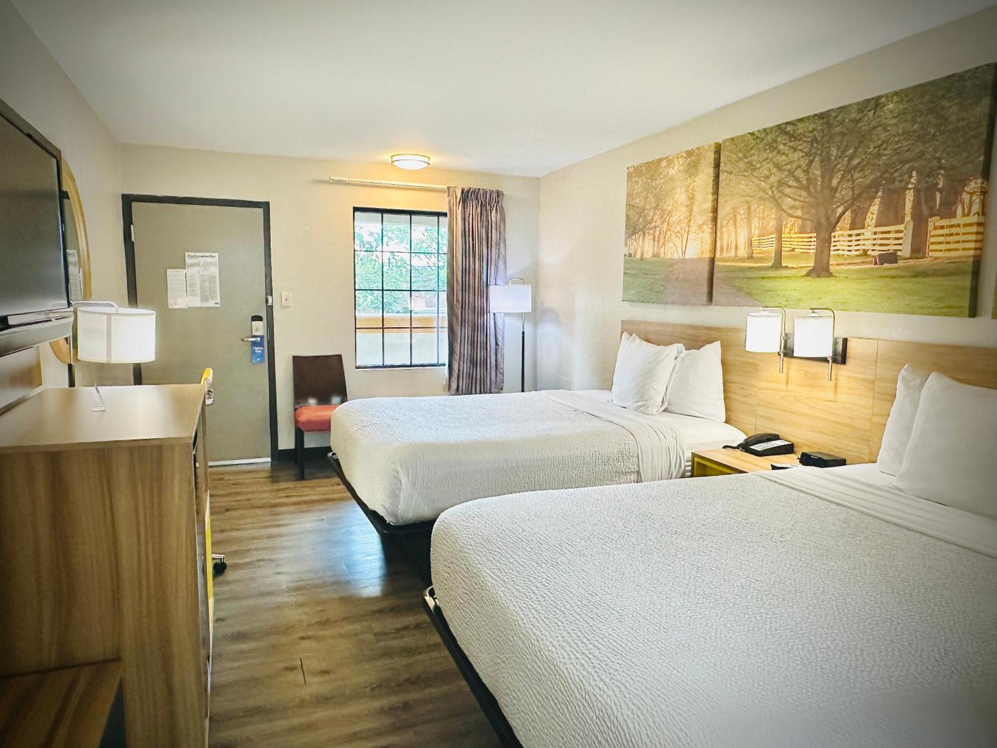 Days Inn By Wyndham Westend Alexandria,Va Washington Dc Area Buitenkant foto