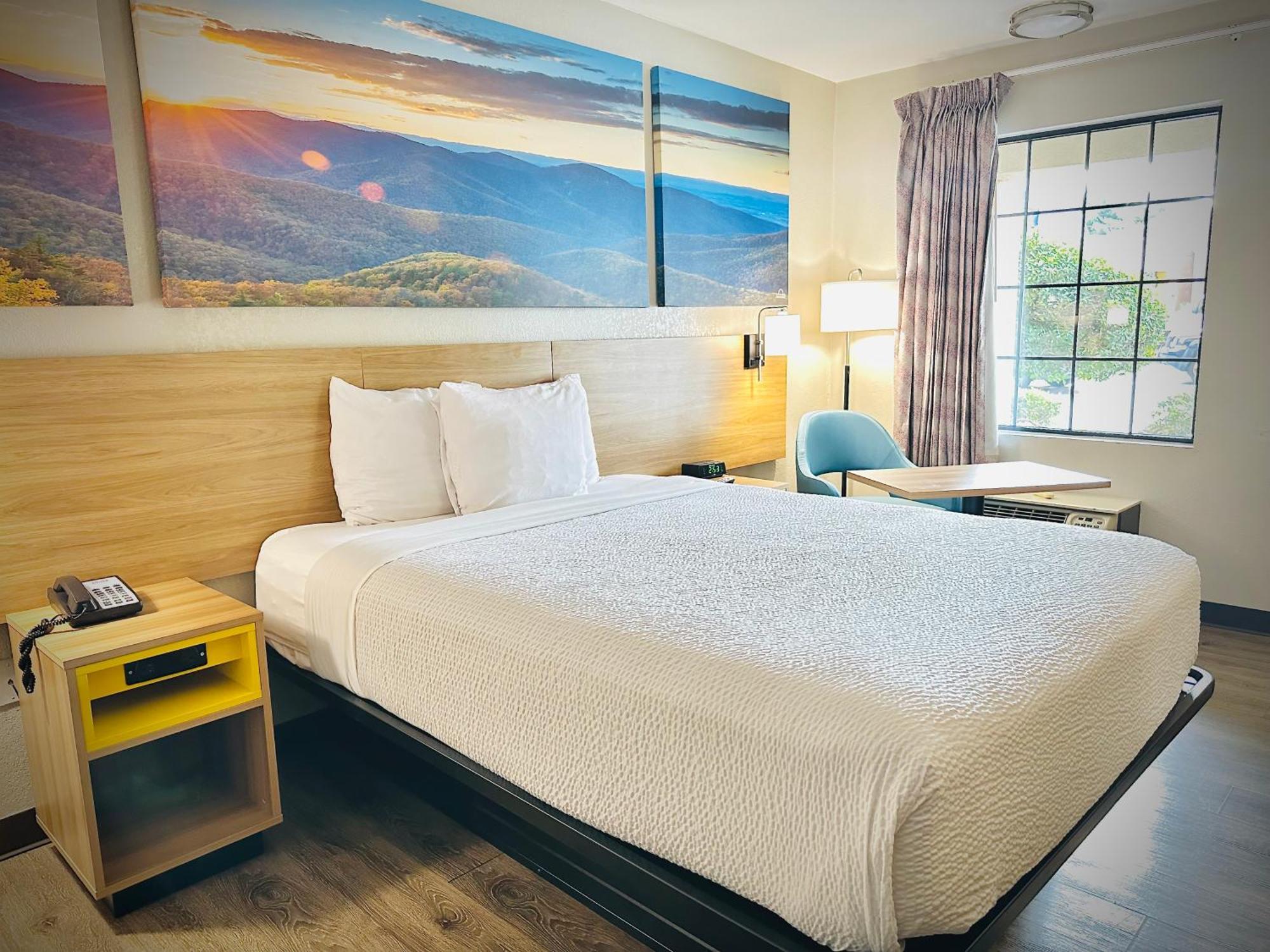 Days Inn By Wyndham Westend Alexandria,Va Washington Dc Area Buitenkant foto