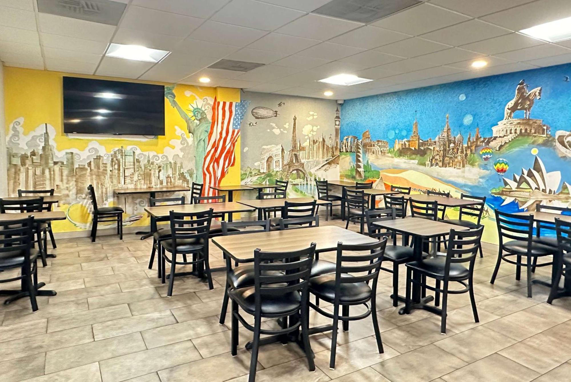 Days Inn By Wyndham Westend Alexandria,Va Washington Dc Area Buitenkant foto