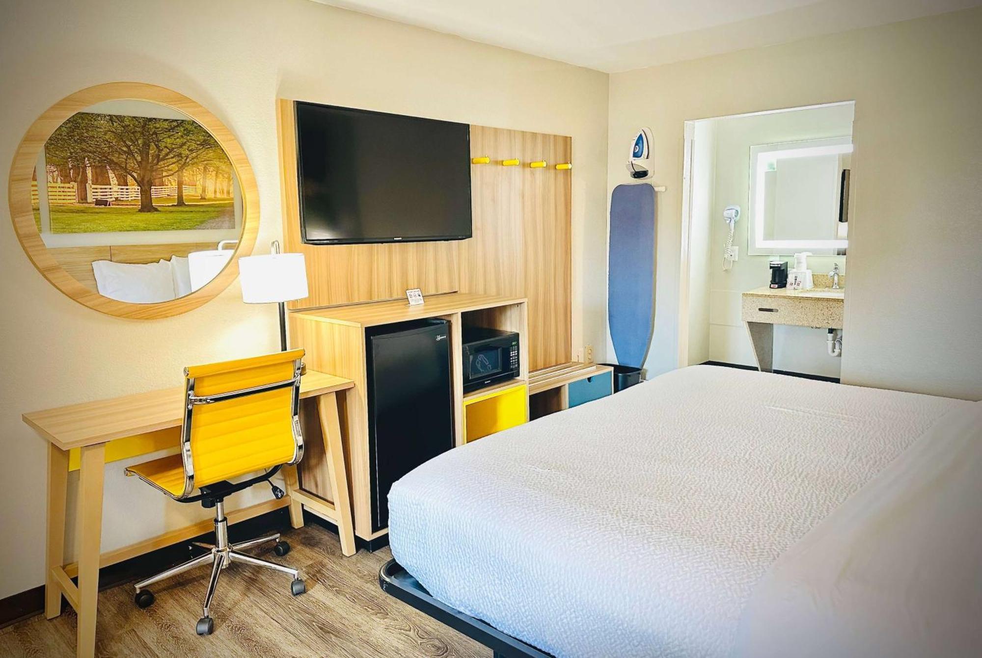 Days Inn By Wyndham Westend Alexandria,Va Washington Dc Area Buitenkant foto