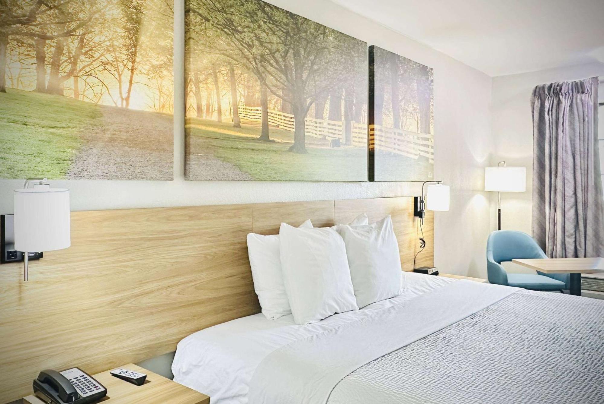 Days Inn By Wyndham Westend Alexandria,Va Washington Dc Area Buitenkant foto